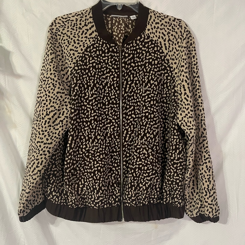 Susan Graver Black and Cream Bomber Jacket Full Zip front .Lightweight M